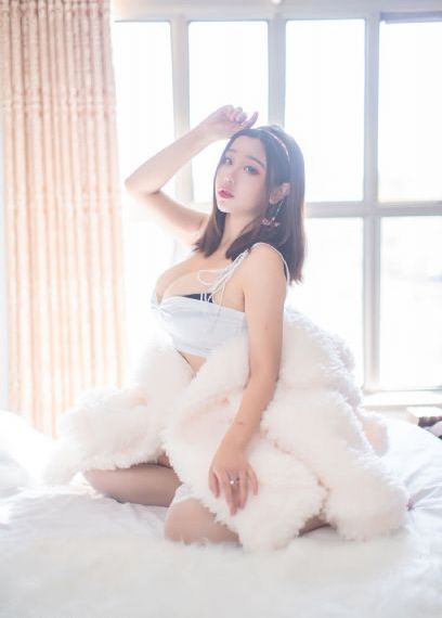 她引神明坠落_高清在线播放